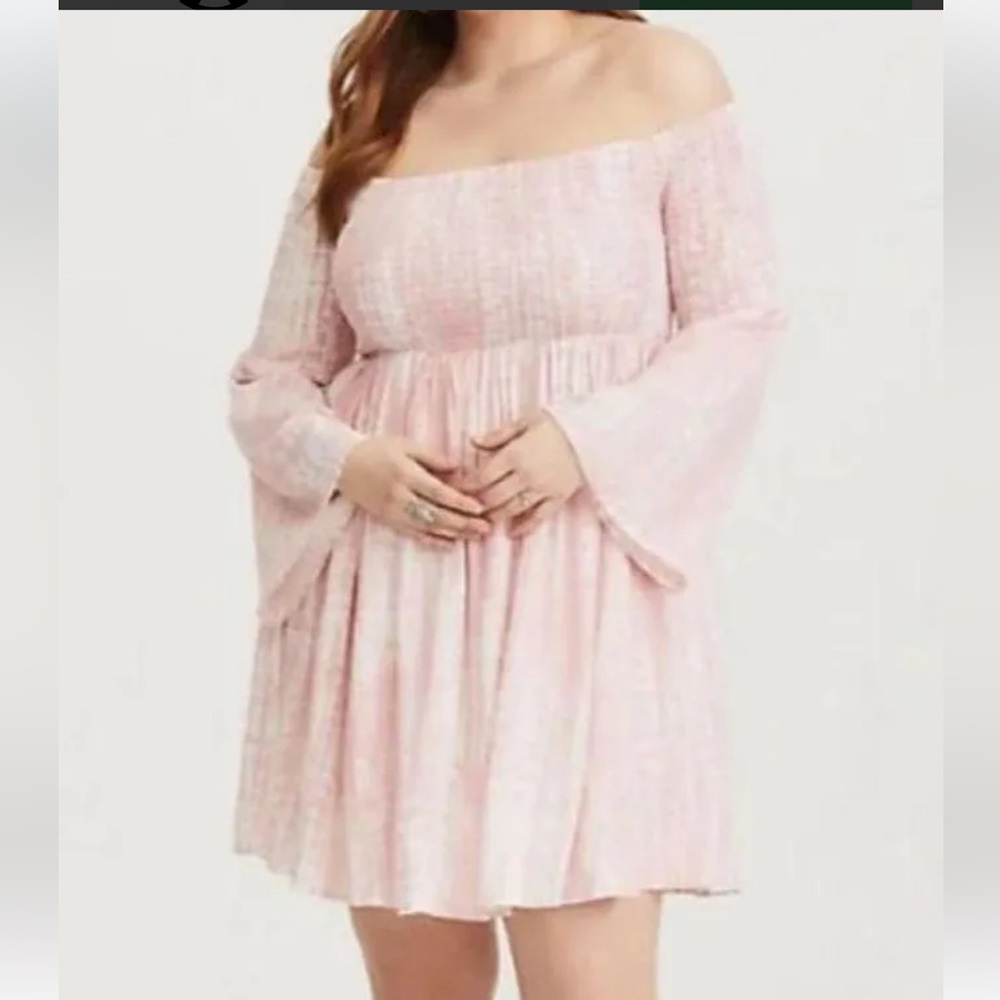 Torrid Mini Challis Off the Shoulder Dress Plus Size 2X Pink Tie Die Smo…